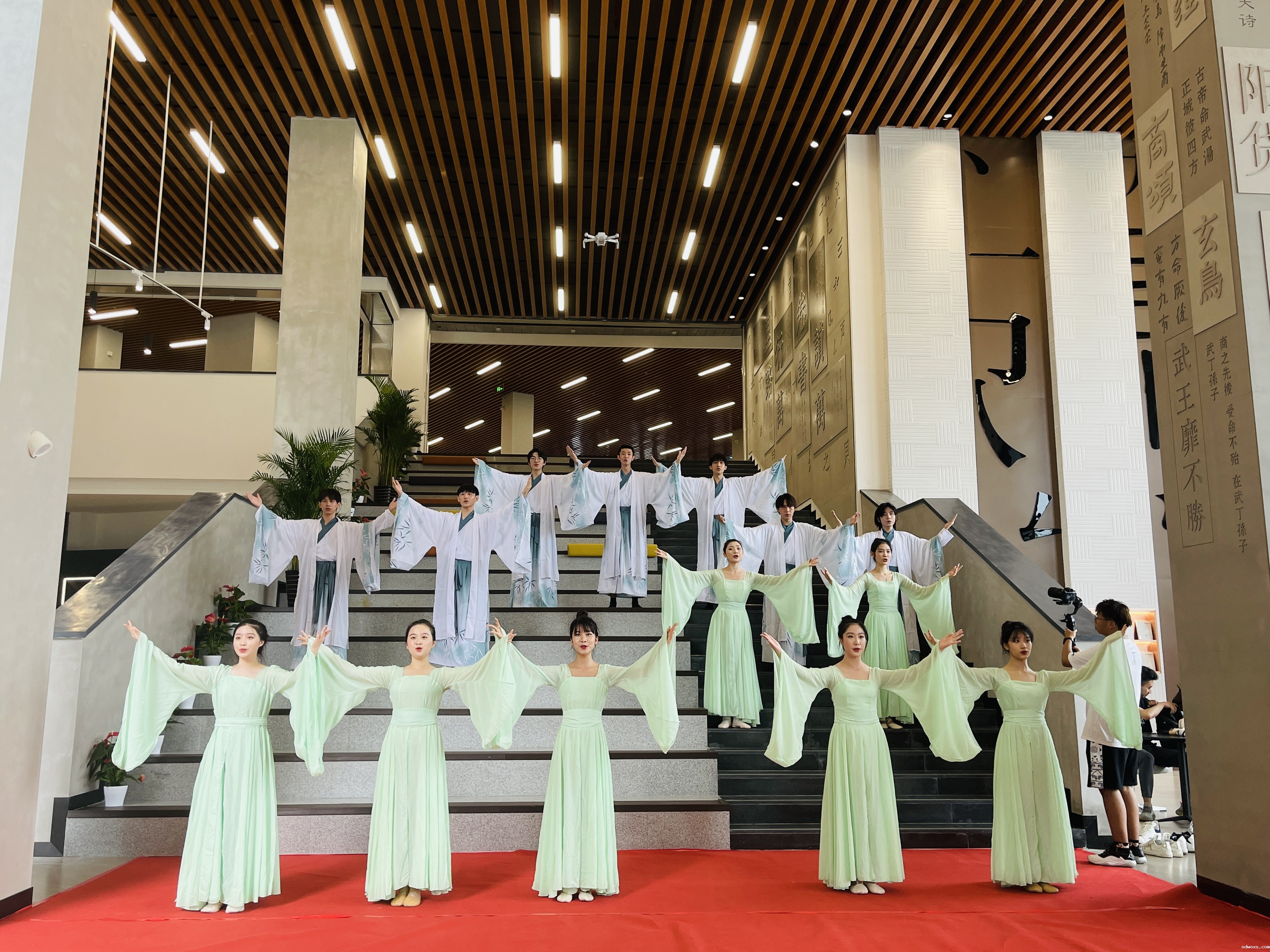 2022届优秀毕业作品展播